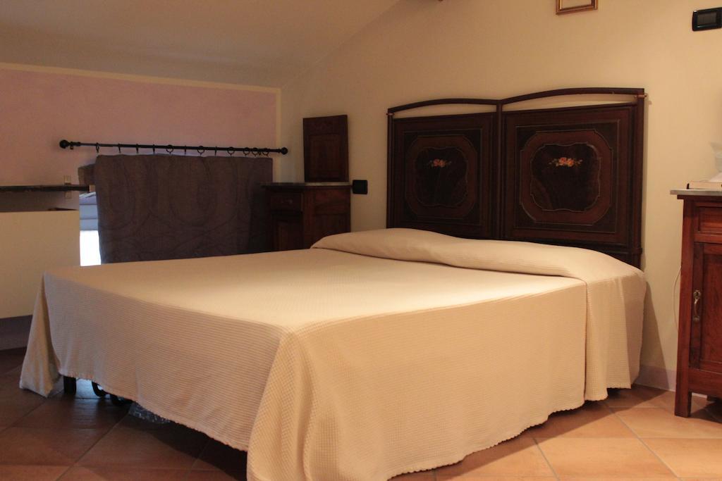 Agriturismo Arte Contadina Fiorenzuola dʼArda Pokoj fotografie